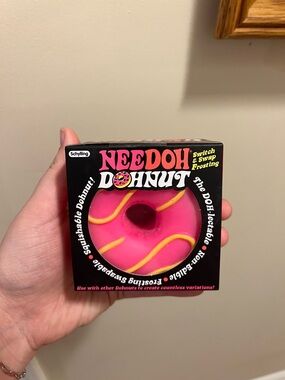 NEEDOH! DOHNUT Switch & Swap Frosting Pink Squishable Doughnut